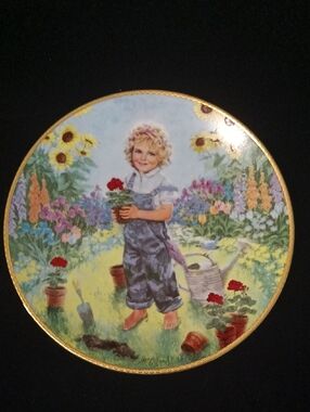 Vintage Floral Girl Collector Plate - Multicolor